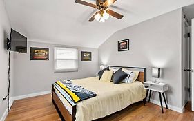 Open Floor Spacious Home, 15Min From Downtown, Private Garage, Kids Friendly